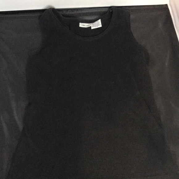 Set of 3 tank tops - Picture 4 of 4